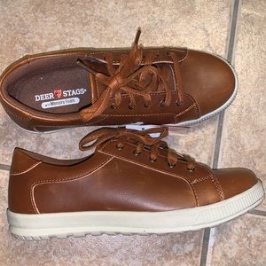 NWT DEER STAGS BOYS SHOES